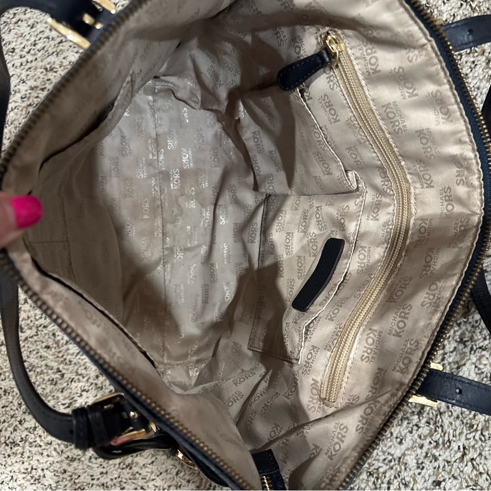 Michael Kors Navy MK Logo Tote Bag - Picture 6 of 9
